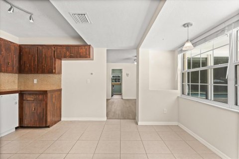 Casa en venta en Longwood, Florida, 4 dormitorios, 210.42 m2 № 1792333 - foto 12