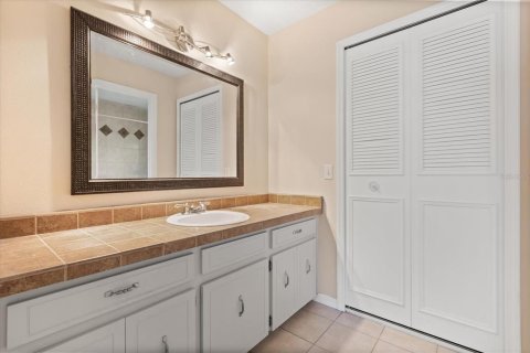 Casa en venta en Longwood, Florida, 4 dormitorios, 210.42 m2 № 1792333 - foto 20