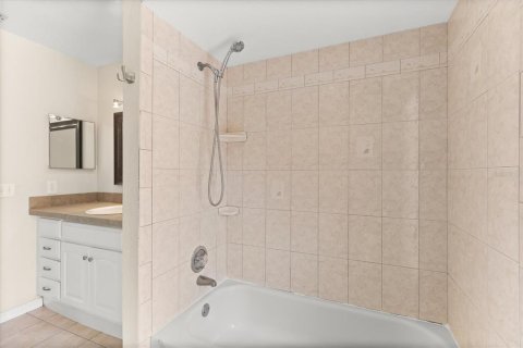 Casa en venta en Longwood, Florida, 4 dormitorios, 210.42 m2 № 1792333 - foto 25