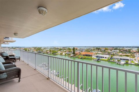 Condominio en venta en Clearwater, Florida, 3 dormitorios, 182.09 m2 № 2277355 - foto 4