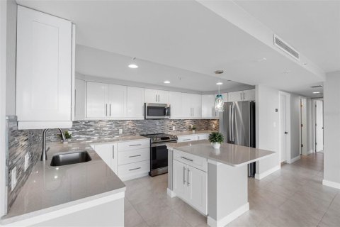 Condominio en venta en Clearwater, Florida, 3 dormitorios, 182.09 m2 № 2277355 - foto 11