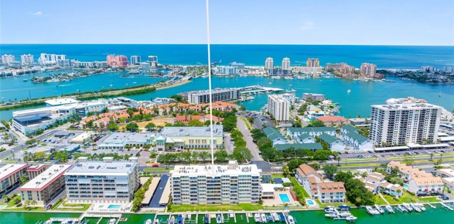 Condominio en Clearwater, Florida, 3 dormitorios  № 2277355