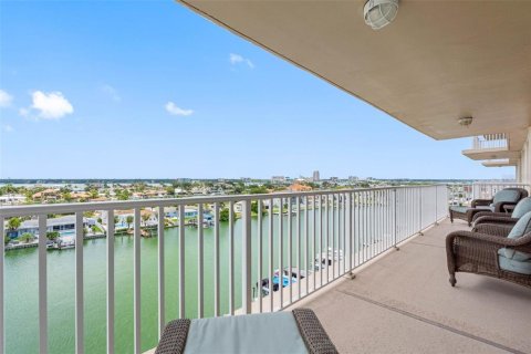 Condominio en venta en Clearwater, Florida, 3 dormitorios, 182.09 m2 № 2277355 - foto 6