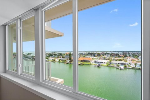 Condominio en venta en Clearwater, Florida, 3 dormitorios, 182.09 m2 № 2277355 - foto 21