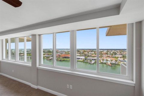 Condominio en venta en Clearwater, Florida, 3 dormitorios, 182.09 m2 № 2277355 - foto 16