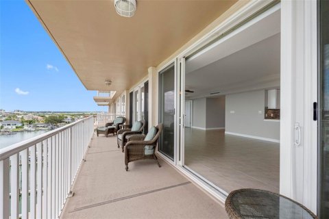 Condominio en venta en Clearwater, Florida, 3 dormitorios, 182.09 m2 № 2277355 - foto 8