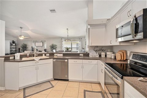 Casa en venta en Hudson, Florida, 4 dormitorios, 180.69 m2 № 1910684 - foto 16