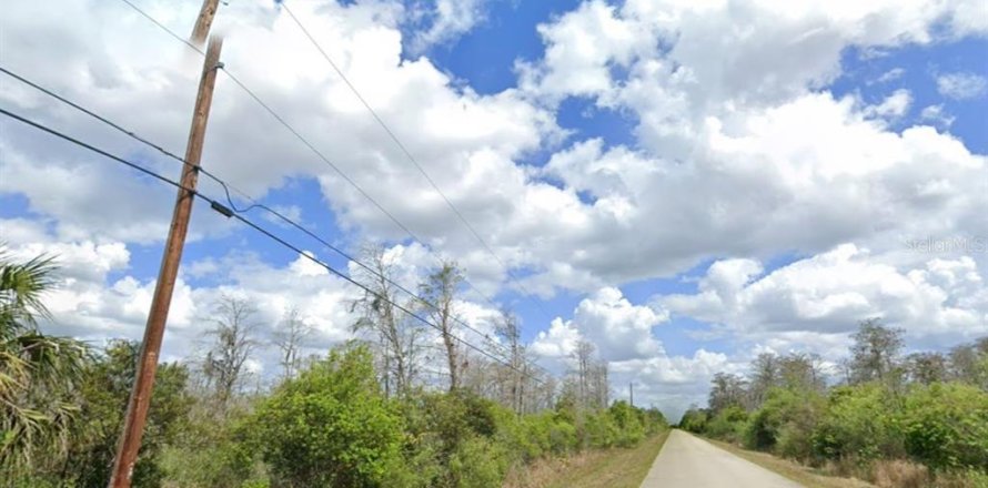 Terreno en Naples, Florida № 2159428