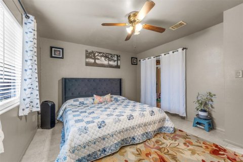Casa en venta en Orlando, Florida, 4 dormitorios, 158.31 m2 № 2095944 - foto 17