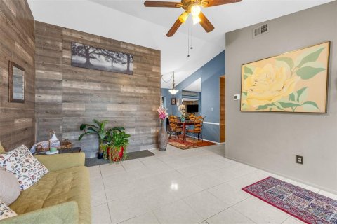 Casa en venta en Orlando, Florida, 4 dormitorios, 158.31 m2 № 2095944 - foto 8