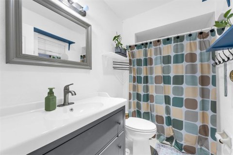 Casa en venta en Orlando, Florida, 4 dormitorios, 158.31 m2 № 2095944 - foto 19