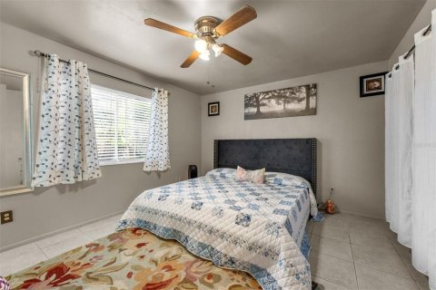Casa en venta en Orlando, Florida, 4 dormitorios, 158.31 m2 № 2095944 - foto 16