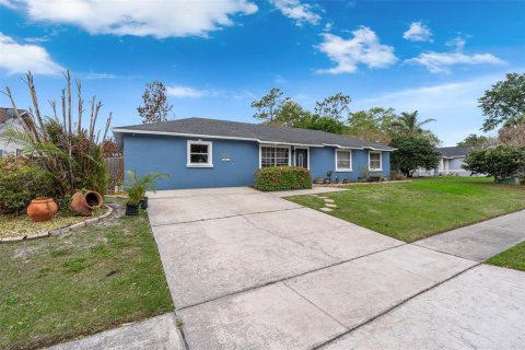 Casa en venta en Orlando, Florida, 4 dormitorios, 158.31 m2 № 2095944 - foto 3