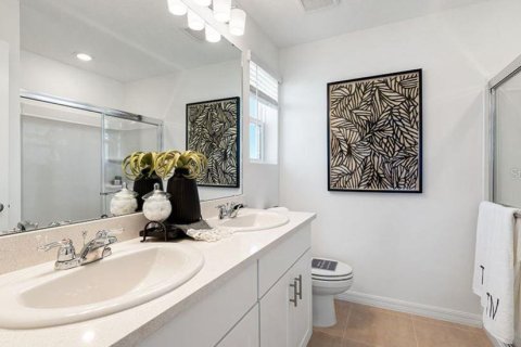 Townhouse in Parrish, Florida 2 bedrooms, 111.95 sq.m. № 1747547 - photo 12