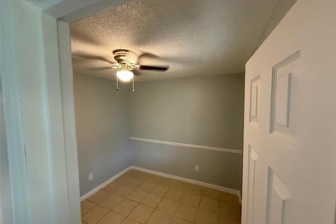 Condo in Ocala, Florida, 2 bedrooms  № 2210393 - photo 9