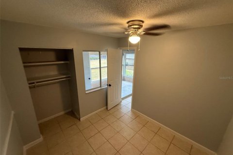 Condo in Ocala, Florida, 2 bedrooms  № 2210393 - photo 10