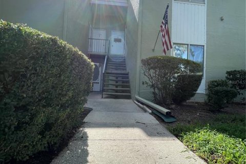 Condo in Ocala, Florida, 2 bedrooms  № 2210393 - photo 2