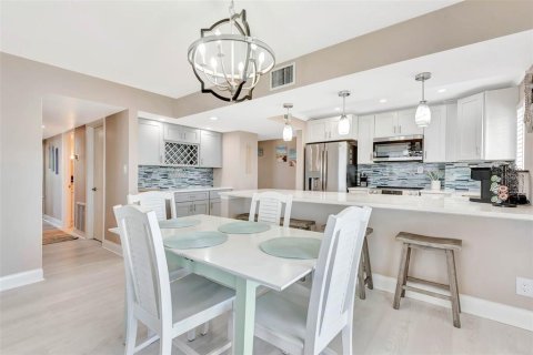 Condominio en venta en Ormond Beach, Florida, 2 dormitorios, 121.89 m2 № 1879291 - foto 18