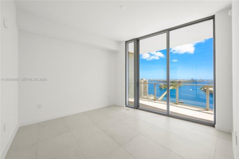 Condo in Miami, Florida, 2 bedrooms  № 2387195 - photo 13