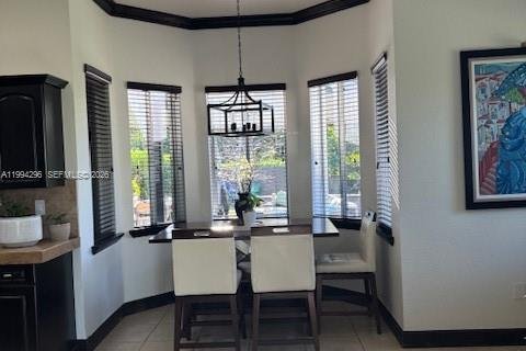 Villa ou maison à vendre à Miami, Floride: 5 chambres, 283.63 m2 № 2060512 - photo 11