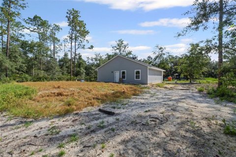 House in Interlachen, Florida 3 bedrooms, 142.79 sq.m. № 1912517 - photo 27