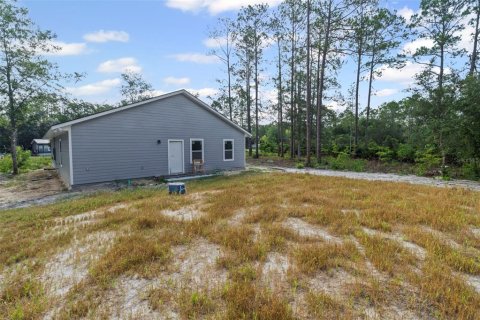 House in Interlachen, Florida 3 bedrooms, 142.79 sq.m. № 1912517 - photo 29