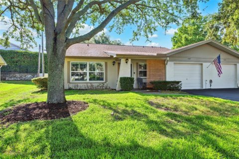 Villa ou maison à vendre à Dunedin, Floride: 2 chambres, 134.06 m2 № 1833267 - photo 1