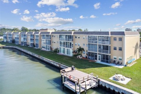 Copropriété à vendre à Saint Petersburg, Floride: 2 chambres, 85.47 m2 № 2234417 - photo 23