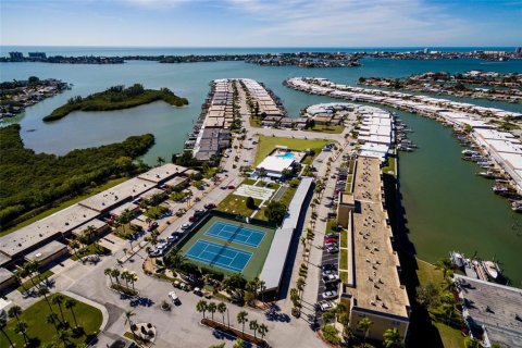 Copropriété à vendre à Saint Petersburg, Floride: 2 chambres, 85.47 m2 № 2234417 - photo 4