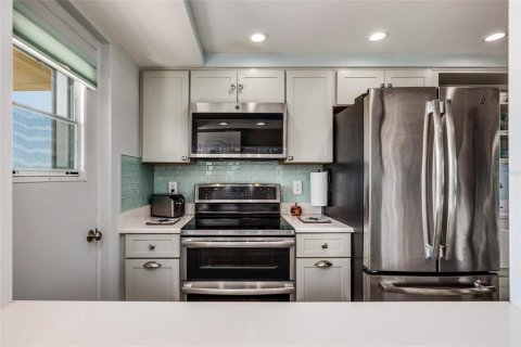 Copropriété à vendre à Saint Petersburg, Floride: 2 chambres, 85.47 m2 № 2234417 - photo 19
