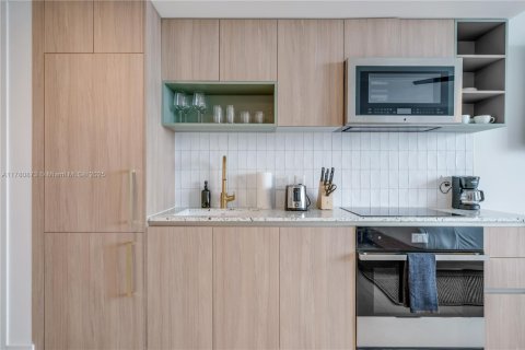 Condominio en alquiler en Miami, Florida № 2060055 - foto 4