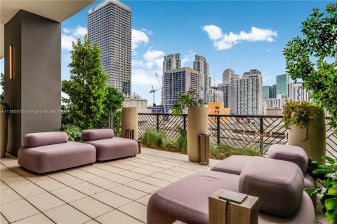 Condominio en alquiler en Miami, Florida № 2060055 - foto 18