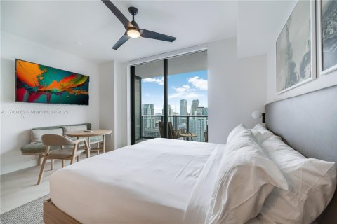Condominio en alquiler en Miami, Florida № 2060055 - foto 8