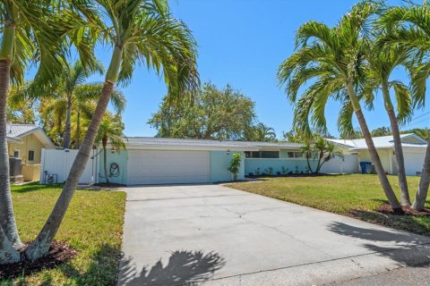 Casa en venta en Largo, Florida, 2 dormitorios, 137.87 m2 № 1597333 - foto 2