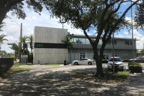 Propiedad comercial en venta en Dania Beach, Florida № 2192968 - foto 15