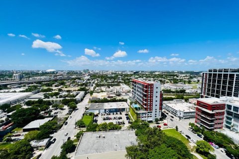 Снять в аренду кондоминиум в Майами, Флорида 2 спальни, 84.54м2, № 2005604 - фото 5