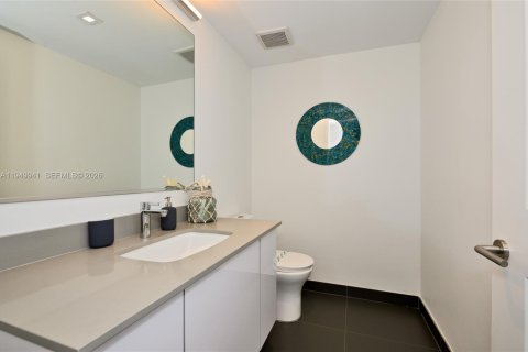 Снять в аренду кондоминиум в Майами, Флорида 2 спальни, 84.54м2, № 2005604 - фото 21