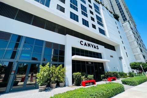 Кондоминиум с 2 спальнями в Майами, Флорида № 2005604