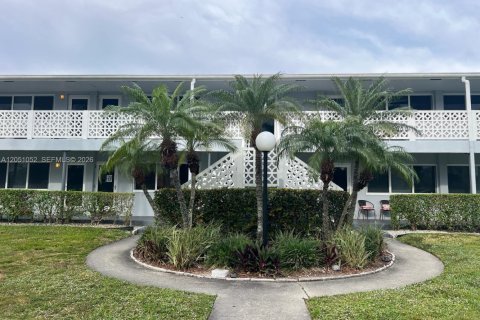 Apartment in Hallandale Beach, Florida 1 bedroom, 45.89 sq.m. № 2192803 - photo 3