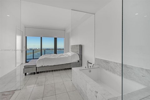 Copropriété à vendre à Miami, Floride: 1 chambre, 87.33 m2 № 1950175 - photo 12