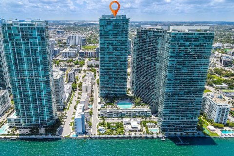 Copropriété à vendre à Miami, Floride: 1 chambre, 87.33 m2 № 1950175 - photo 1