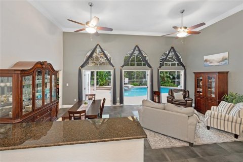 Casa en venta en Orlando, Florida, 6 dormitorios, 373.1 m2 № 1898745 - foto 6