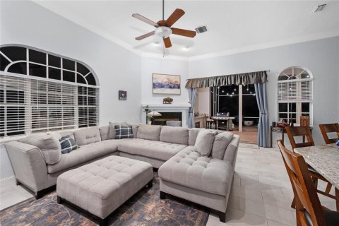 Casa en venta en Orlando, Florida, 6 dormitorios, 373.1 m2 № 1898745 - foto 14