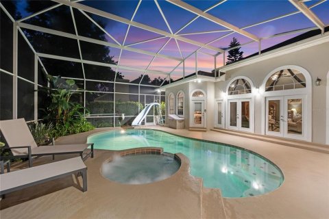 Casa en venta en Orlando, Florida, 6 dormitorios, 373.1 m2 № 1898745 - foto 2
