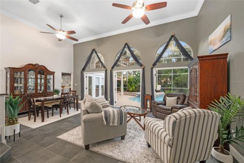 Casa en venta en Orlando, Florida, 6 dormitorios, 373.1 m2 № 1898745 - foto 5