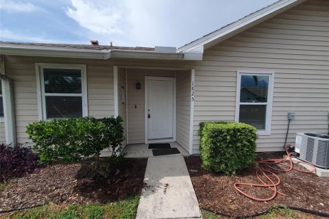 House in Palm Harbor, Florida 2 bedrooms, 92.9 sq.m. № 1878327 - photo 1