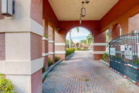 Copropriété à vendre à Saint Petersburg, Floride: 1 chambre, 67.73 m2 № 2206377 - photo 29