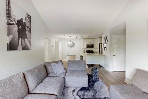 Copropriété à vendre à Saint Petersburg, Floride: 1 chambre, 67.73 m2 № 2206377 - photo 7