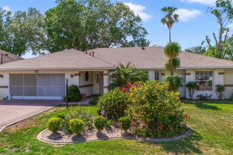 Casa en venta en Leesburg, Florida, 3 dormitorios, 203.36 m2 № 1621054 - foto 1