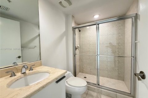 Copropriété à louer à North Miami, Floride: 3 chambres, 167.32 m2 № 2042346 - photo 17